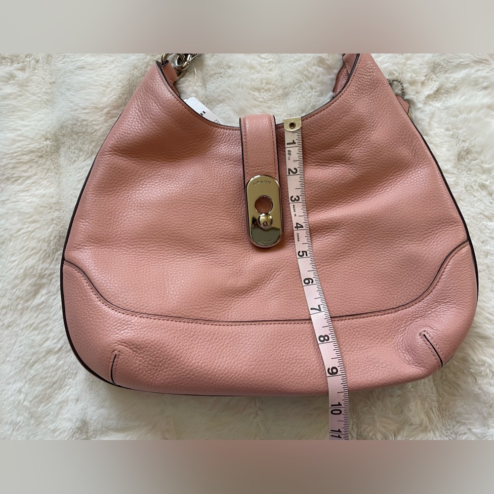 Coach Handbag. - Picture 15 of 16